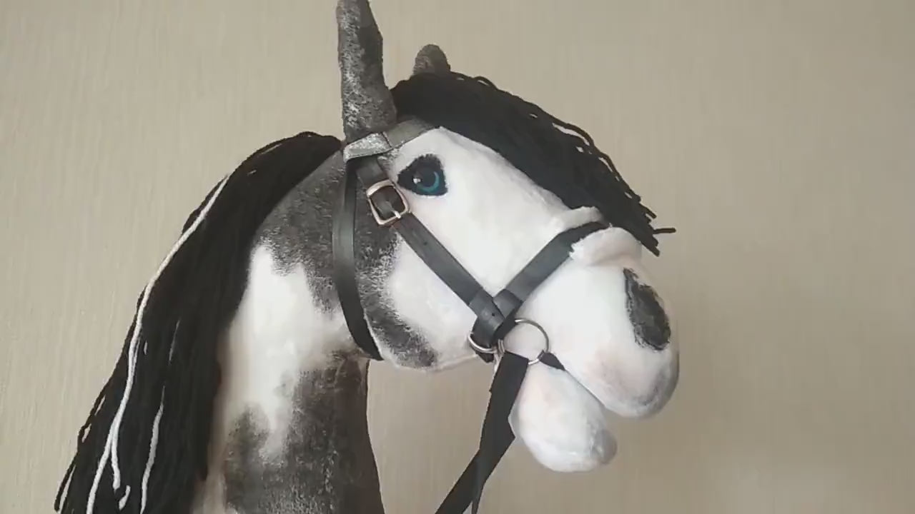 Realistic pinto hobby horse black and white for kids A3 | Hobbyhorse on stick